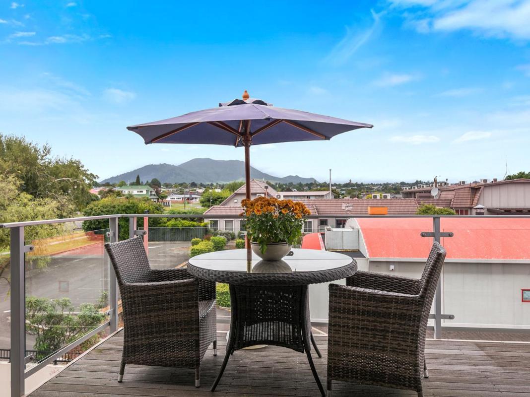 Relax On Roberts - Taupo Holiday Home Luaran gambar